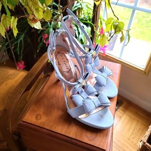 Ted Baker London Heals, sixe 37.5, light blue with crome details.